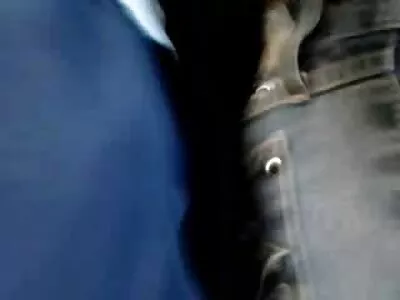 அட்ரியானா செச்சிக் மற்றும் மேகன் ரெய்ன் தடிமனான துடிக்கும் சேவலை வெளியில் பகிர்ந்து கொள்கிறார்கள்