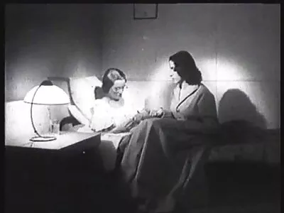 கொம்பான இல்லத்தரசி குக்கீக்கு தன் புண்ணுடன் பணம் செலுத்துகிறாள்